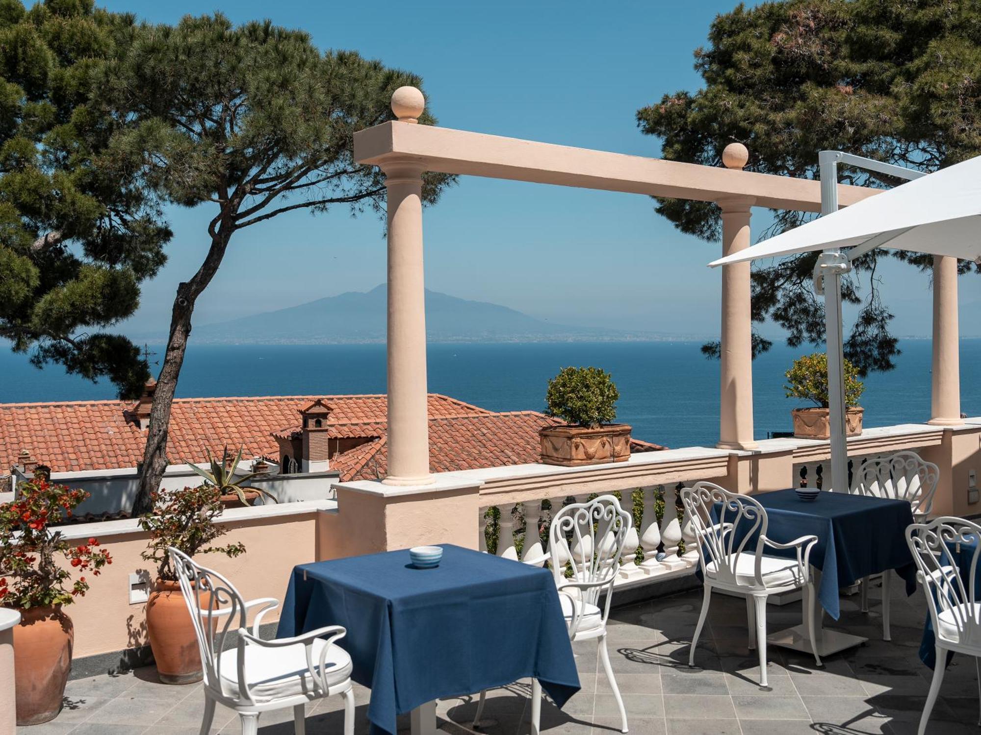 Miramare Hotel 4*